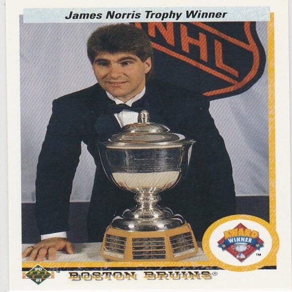 Raymond Bourque Hockey Card Collection - 18 Hockey Cards - Picture 13 of 16